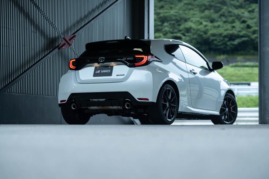  Toyota GR Yaris RZ First Edition 2020 года  (JP) (фото 9 из 27)